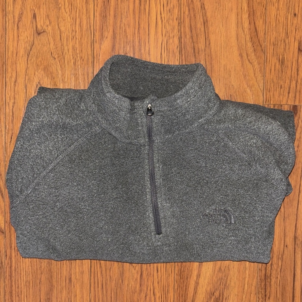 North Face fleece gray 1/4 zip sweater - Picture 7 of 7